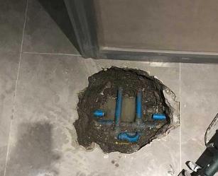 华安阳台漏水维修公司分享下暖气管道漏水的原因有哪些